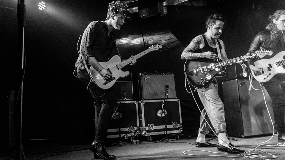 the best indie songs lovelytheband these are my friends the best indie songs lovelytheband these are my friends