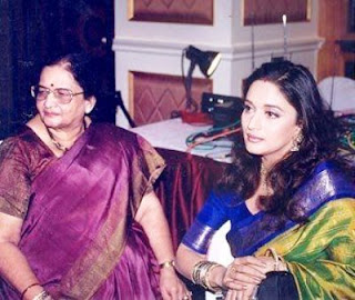 Madhuri Dixit, Biography, Profile, Biodata, Family , Husband, Son, Daughter, Father, Mother, Children, Marriage Photos.