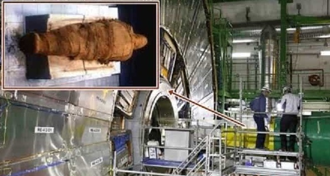Γιατί Έβαλαν μία Μούμια στον Κεντρικό Πυρήνα του CERN;