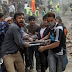 (ΚΟΣΜΟΣ)Ξεπέρασαν τους 2.200 οι νεκροί από το φονικό σεισμό στο Νεπάλ