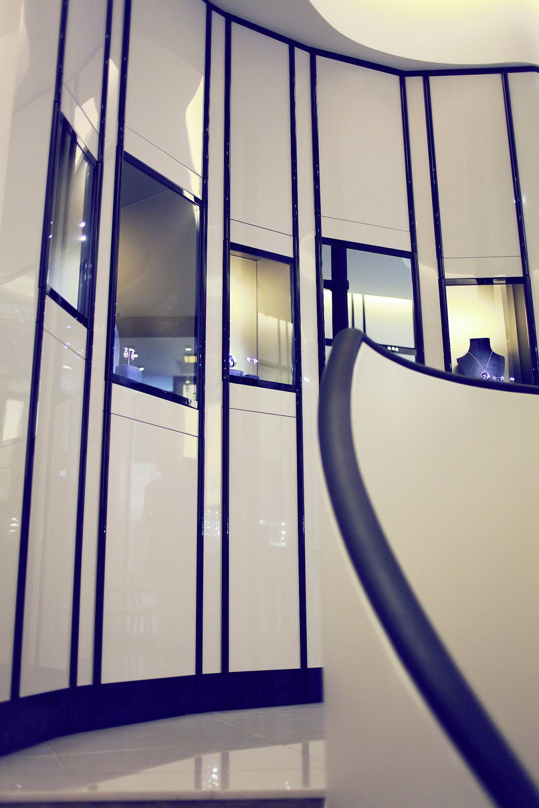 Jewelry News Network Lalique Opens First Jewelry Boutique In A Century