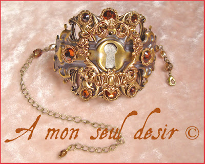 Bracelet Steampunk Serrure Clef Clé par A Mon Seul Désir www.amonseuldesir.net steampunk key hole bracelet jewel