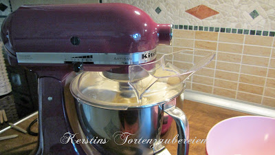 Biskuitteig für Fondant-Torten