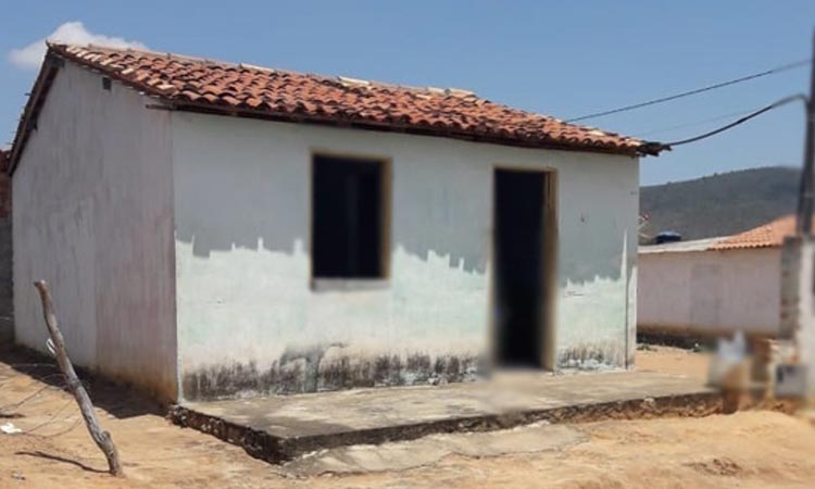 Homem é encontrado morto dentro de casa em Miguel Calmon; suspeita é de infarto