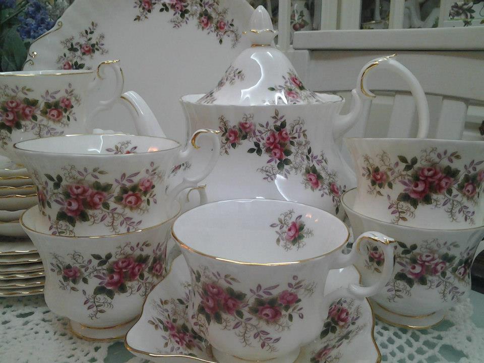 Lovely Treasures from English Garden Royal Albert Lavender Roses Tea Set