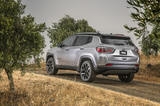 FCA India’s Ranjangaon Facility is One of the Four Global Manufacturing Bases for the Jeep® Compass FCA India’s Ranjangaon Facility is One of the Four Global Manufacturing Bases for the Jeep® Compass