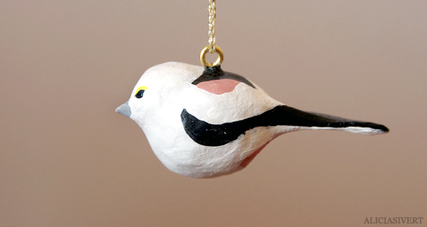 Clay birds by Alicia Sivertsson, 2015. aliciasivert, alicia sivertsson, alicia sivert, bird, birds, fågel, fåglar, småfåglar, talgoxe, blåmes, domherre, tofsmes, stjärtmes, lufttorkande lera, clay, jovi, monthly makers, mars, kreativ utmaning, kreativitet, skapa, alstra, makeri, skapande, diy, påsk, påskpynt, akrylfärg, akryl, acrylics
