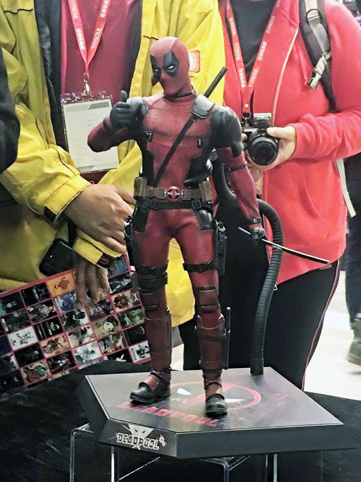 Hot Toys 1 6 Deadpool Iron Man Open Armour Mk7 In 1 6 Seen Toysoul 2015