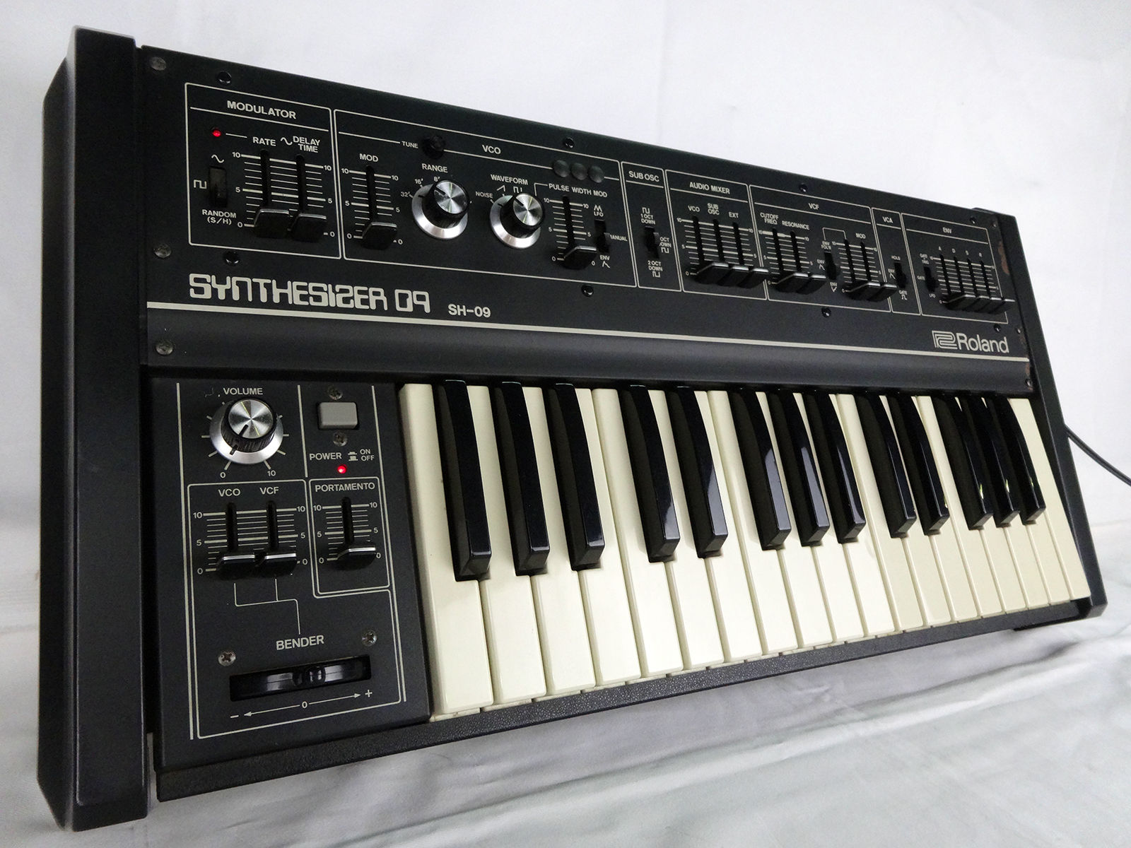 MATRIXSYNTH ROLAND SH09 Vintage Analog Mono Synthesizer