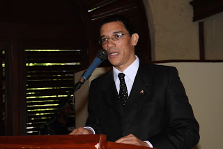 Urge rescatar los valores en la familia.