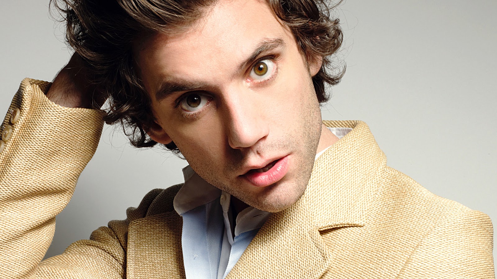 Duka: Mika - Popular song (feat. Ariana Grande)