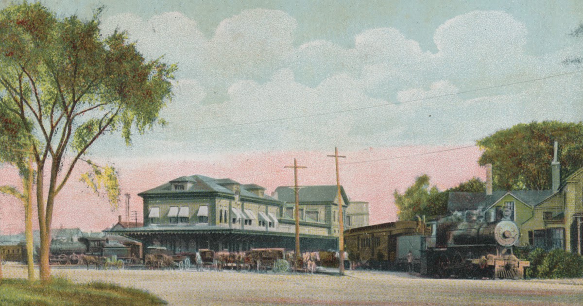 New England Depot POSTCARD VIEW Maine Central Depot, Waterville ME