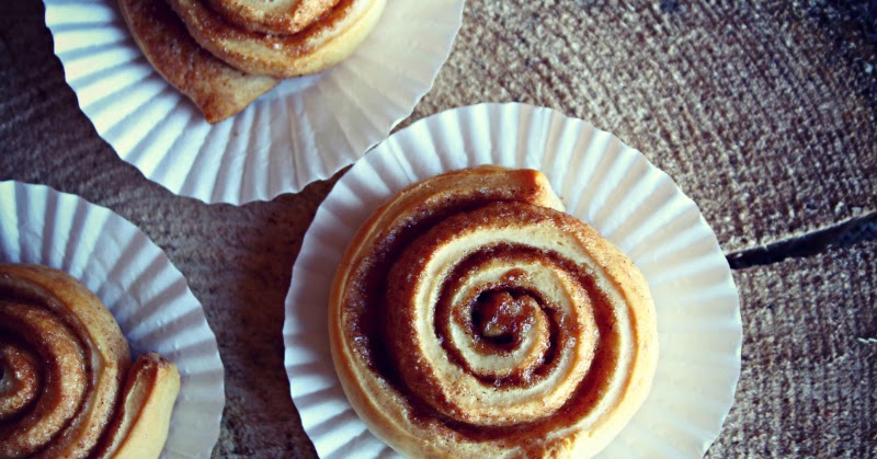 Cinnamon Rolls exprés | mama papillon image of Cinnamon Rolls exprés | mama papillon