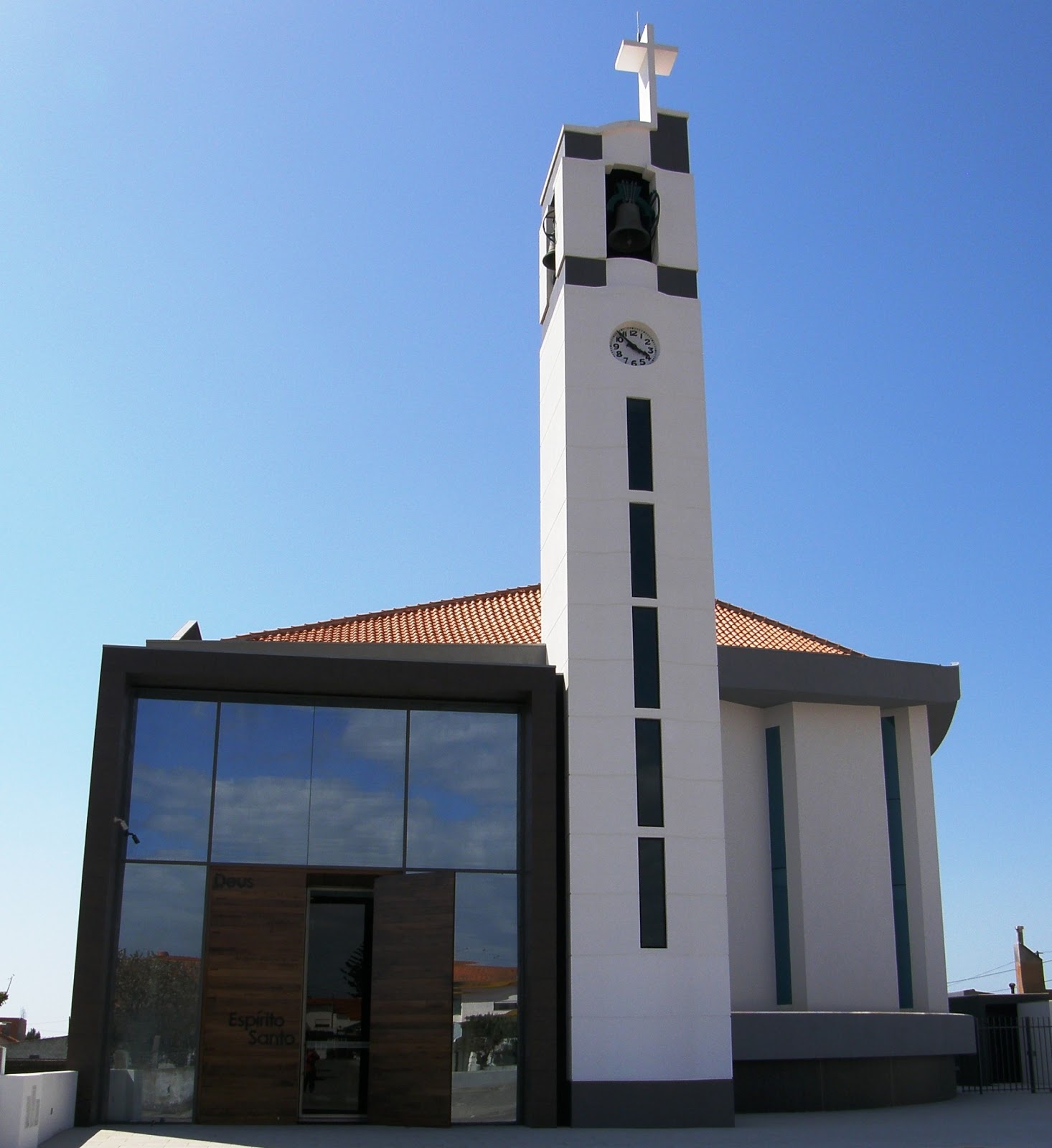Pela Positiva Igreja da Gafanha da Encarnação