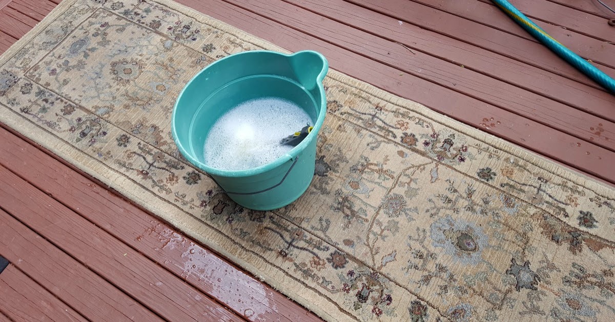 DIY Cheap and Effective Rug Cleaning