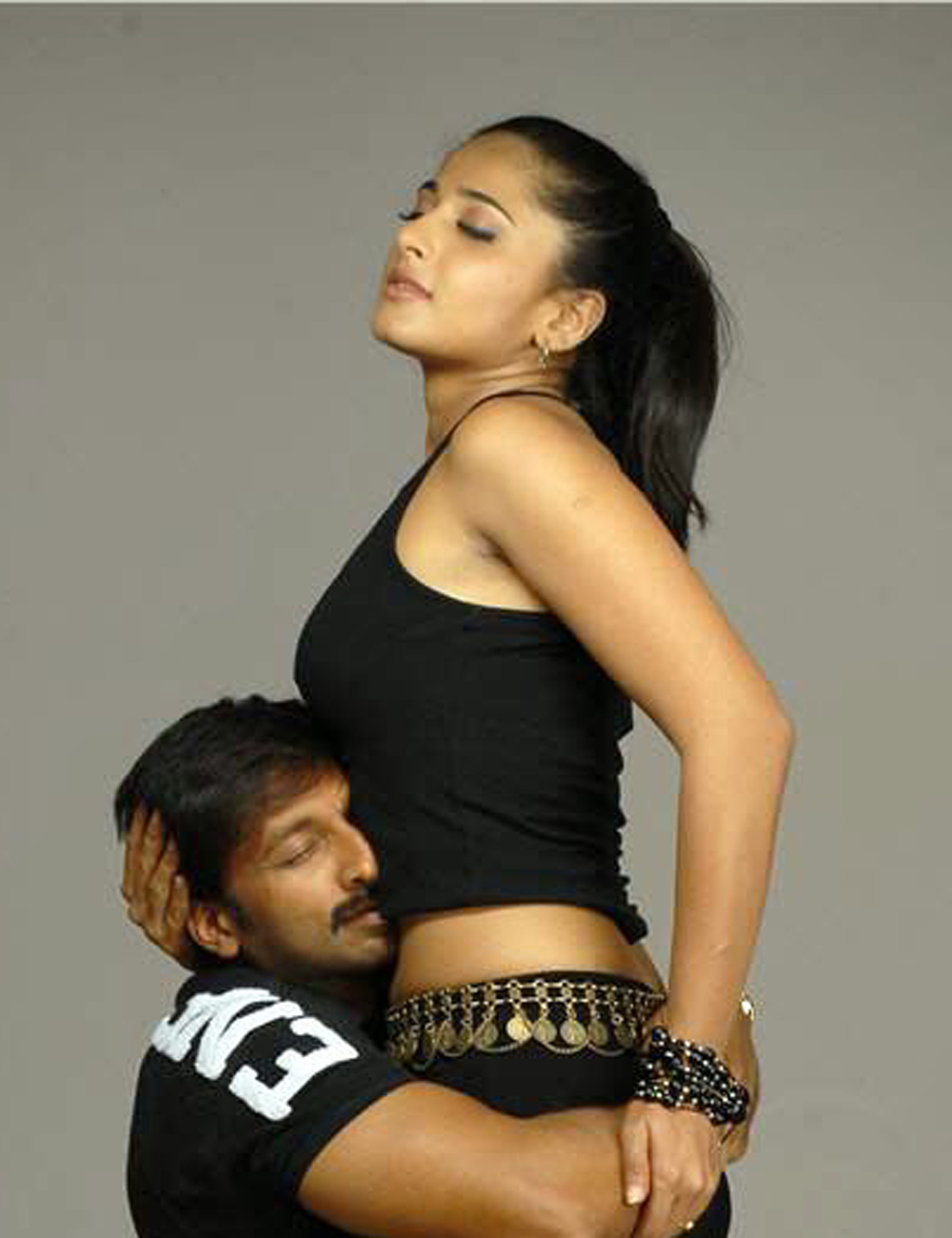 Actress Anushka Shetty Romance Stills Latest Indian Actress Anushka Shetty Romance Stills Latest Indian