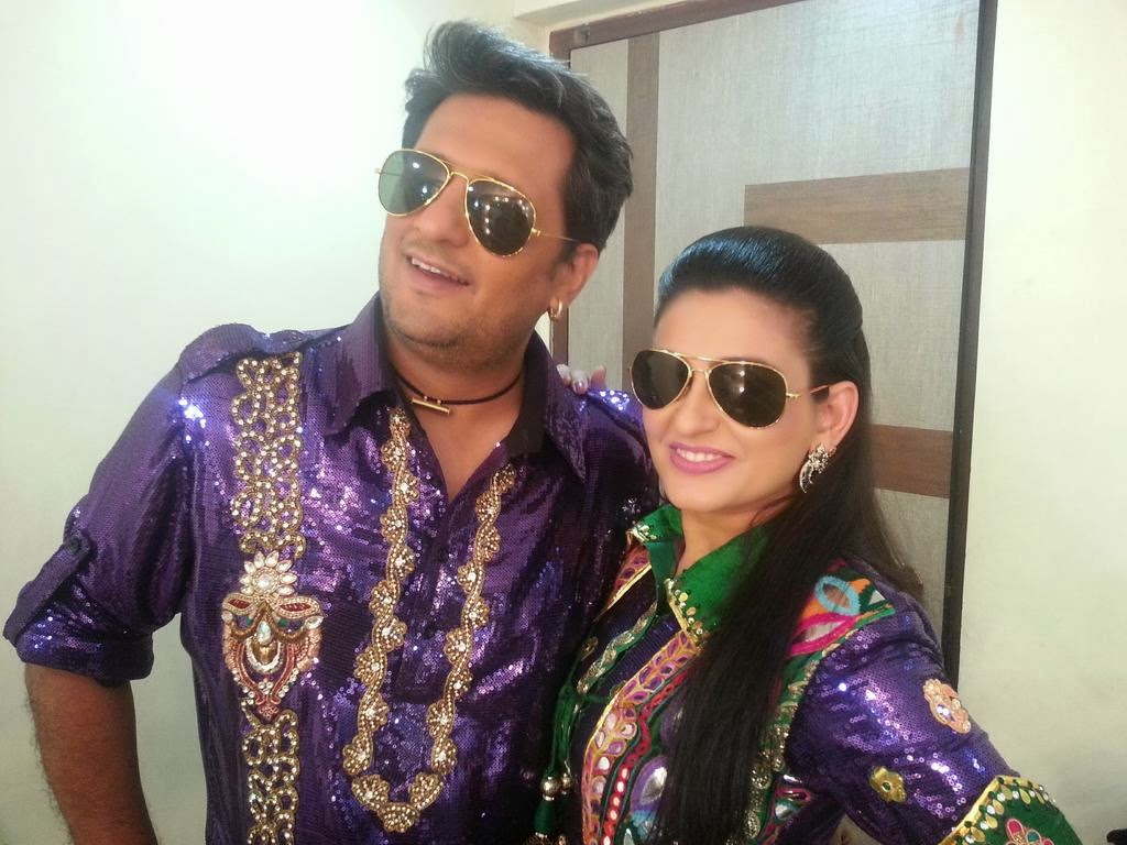 Television (TV) Actress Smita Bansal with Husband Ankush Mohla | Television (TV) Actress Smita Bansal Family Photos | Real-Life Photos