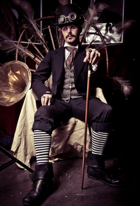 DevilInspired Steampunk Dresses: Basic Rules in the Steampunk Fashion