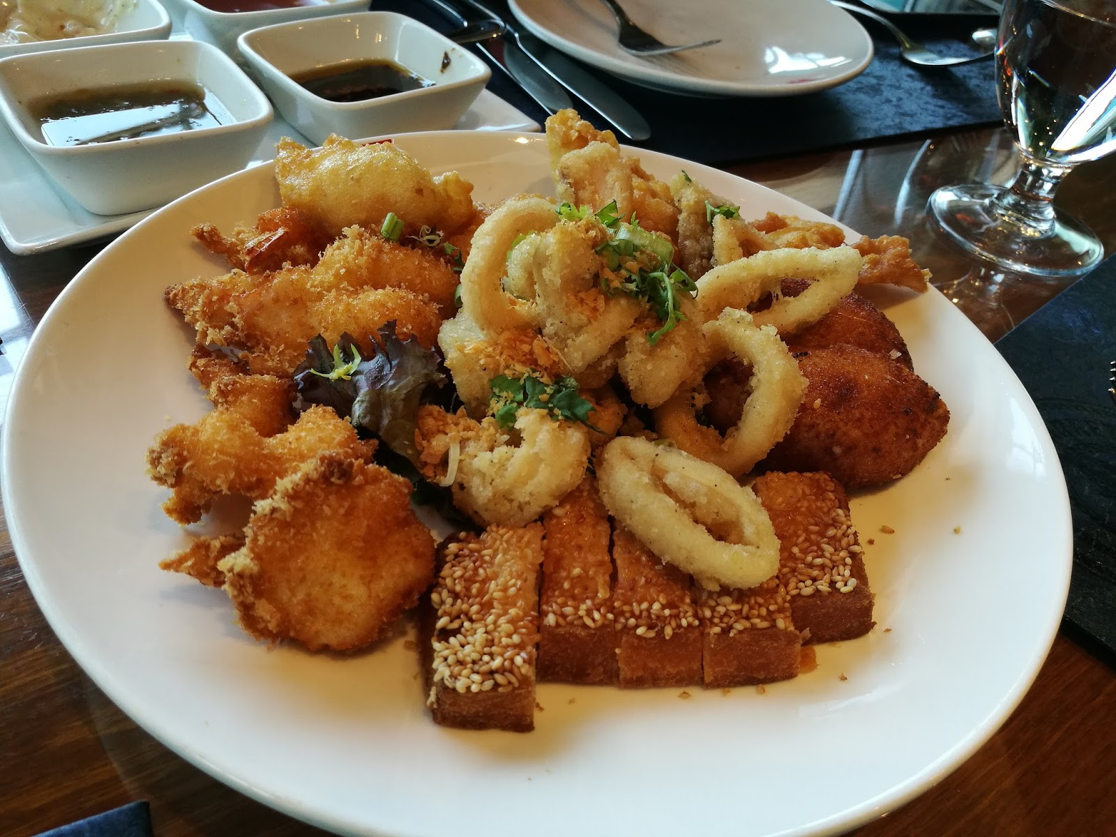 Review Fish Market ATM