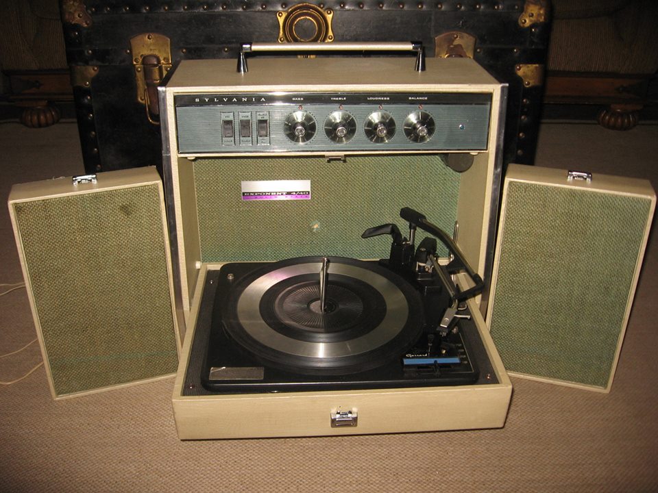 SYLVANIA EXPONENT 4/40 PORTABLE STEREO GARRARD TURNTABLE 1960s