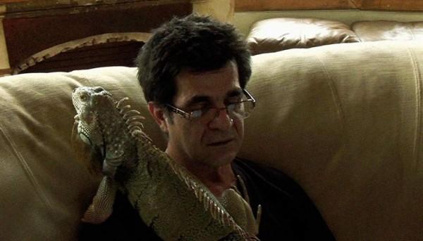 Jafar Panahi in This Is Not a Film