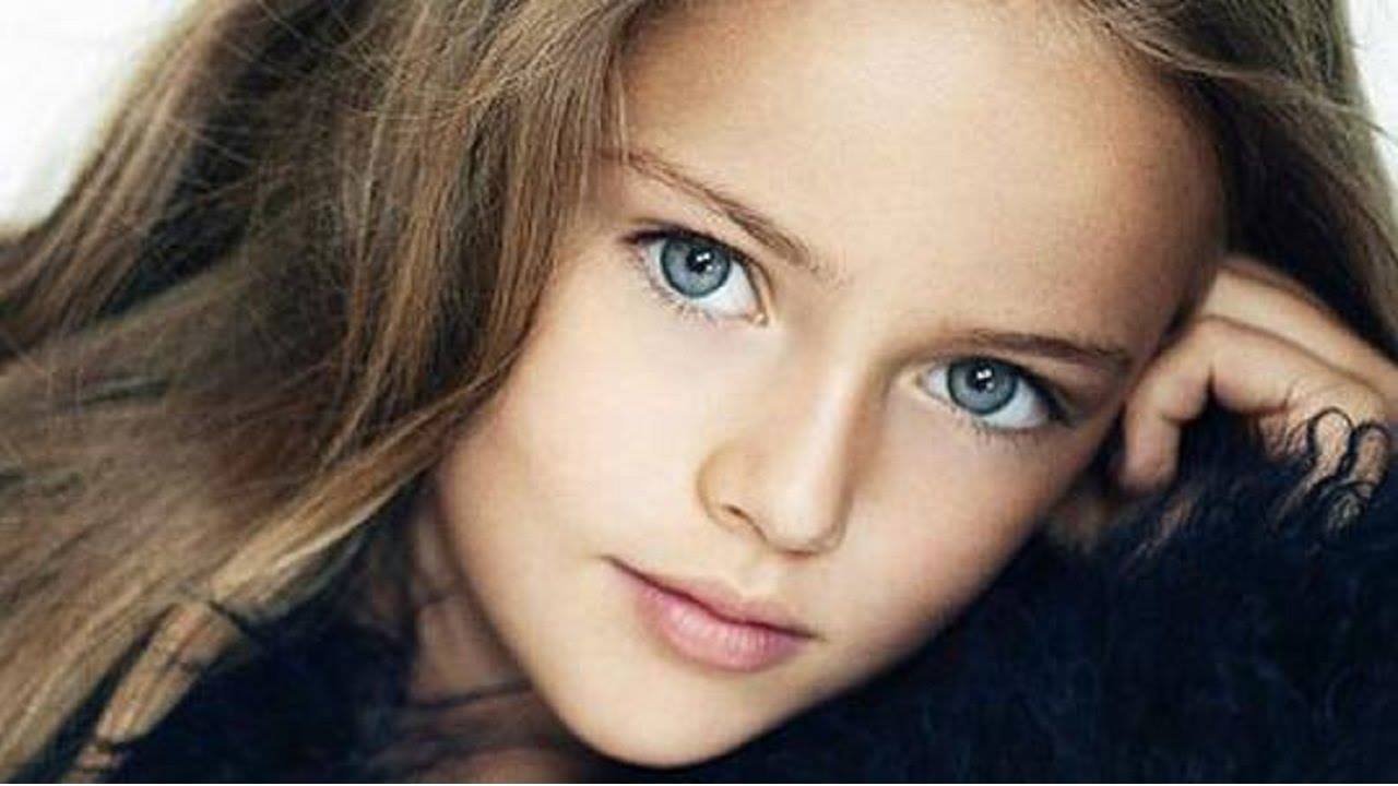 Top 10 Children With The Most Beautiful Eyes In The World