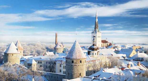 Tallinn, Estonia Liburan Musim Dingin di Eropa