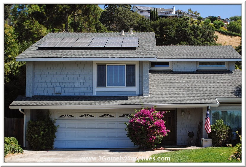 Going solar to save money on your electric bill  |  www.3Garnets2Sapphires.com #SunrunHome #CG