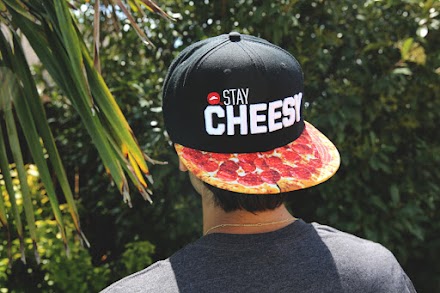 Pizza Hut macht jetzt in Pizza Fashion | Sorry, aber es funktioniert