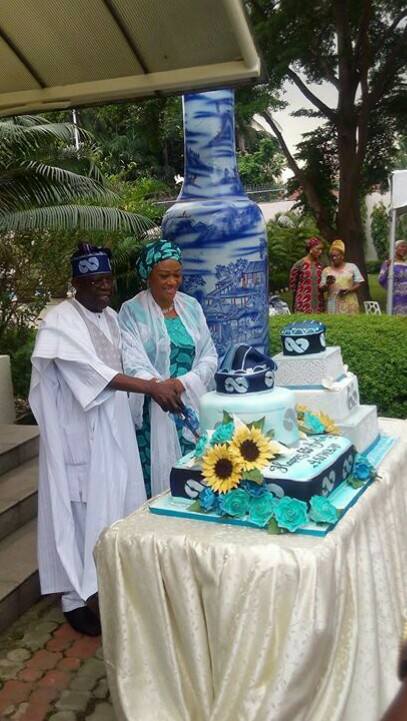  Tinubu Celebrates 65th Birthday With Wife, Others. See His JAGABAN Customized Cake