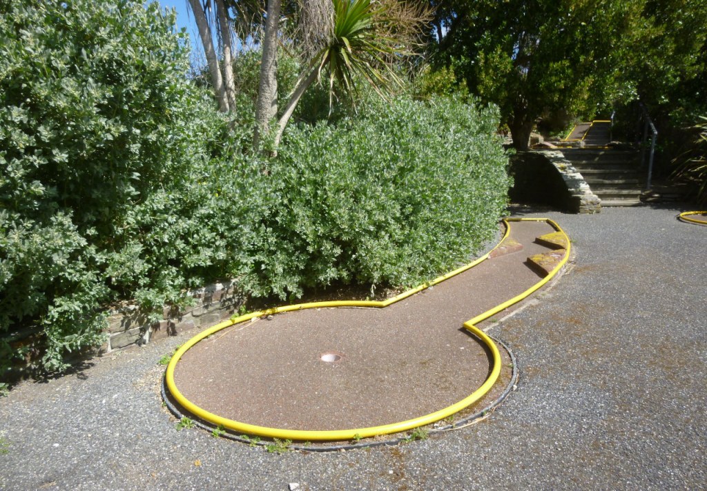 The Ham and Egger Files Krazy Golf on Porth Island