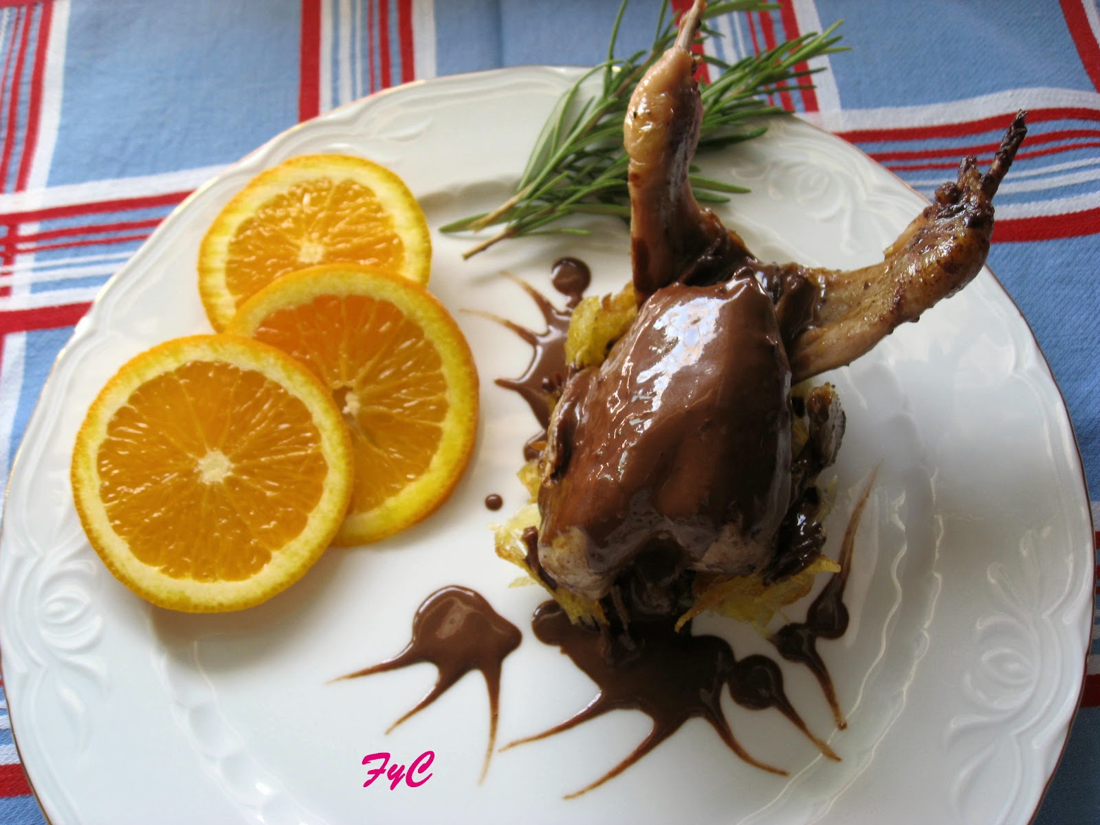 FresayCanela: Codornices Rellenas con Salsa de Chocolate
