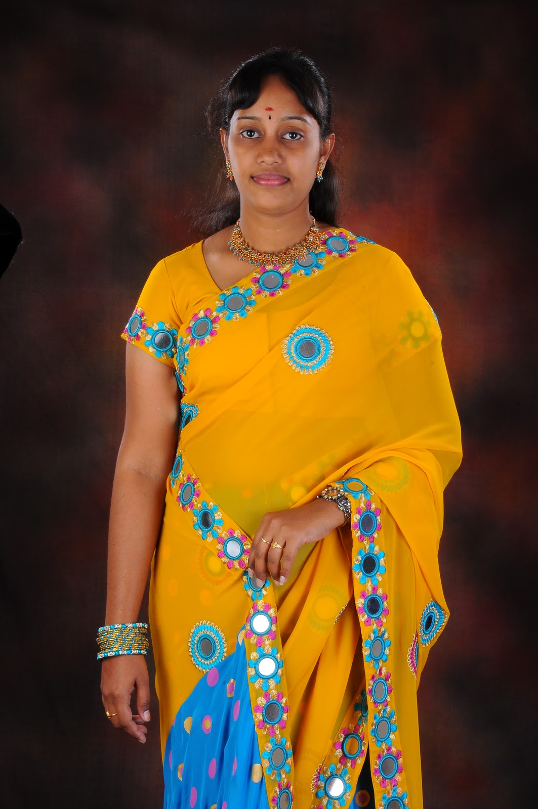 Tamil Girls Traditional Dress Of Tamil 