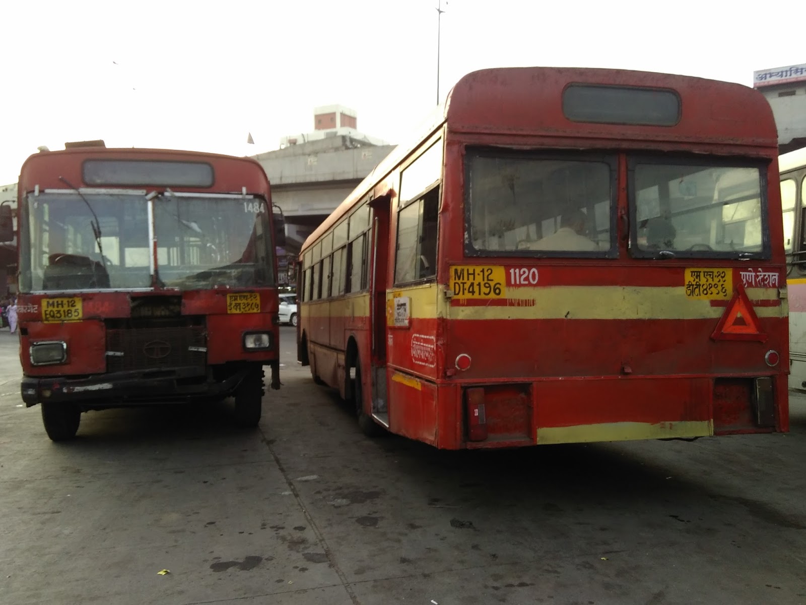 India's Transportation PMPML buses at Hadapsar Bus Stand