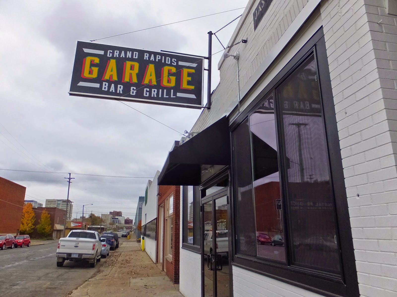 EatingOurWayThroughGrandRapids Garage Bar and Grill, 819 Ottawa Avenue