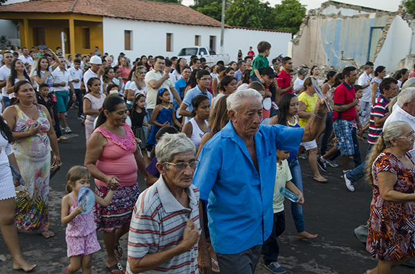 Procissão reúne milhares de fiéis no fim do Festejo da padroeira de Cocal - Imagem 12