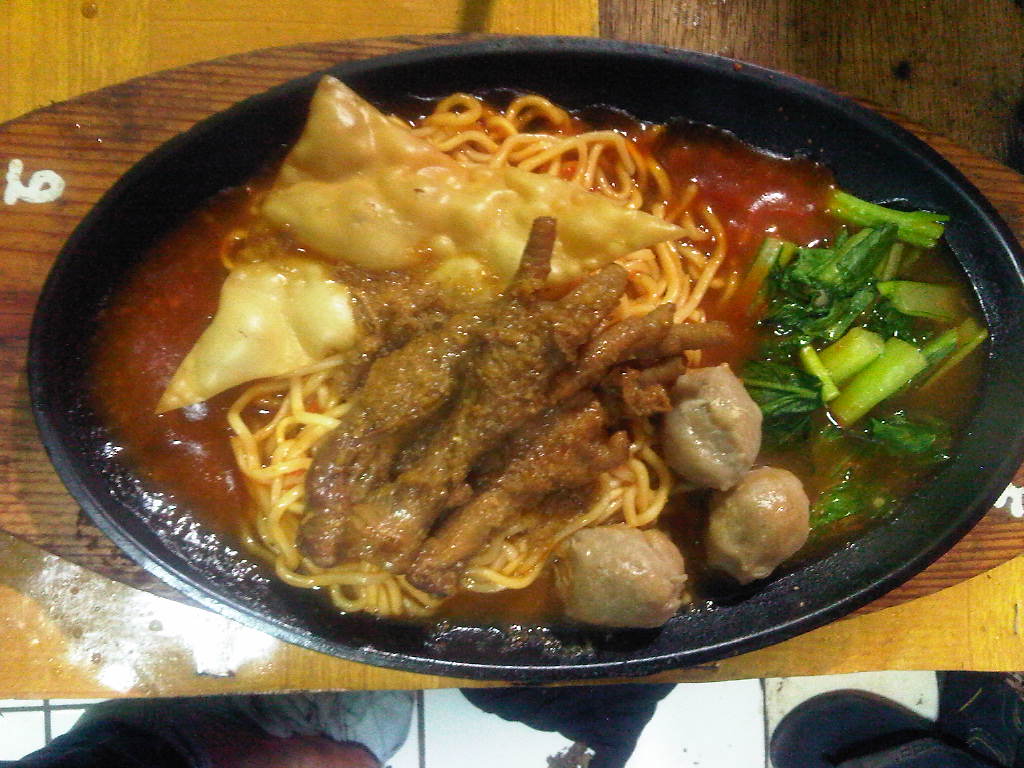 Mie Ceker Hotplate Mie Ceker Bakso Hotplate