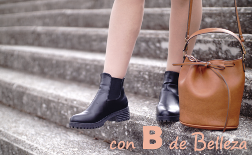 Botines negros moteros