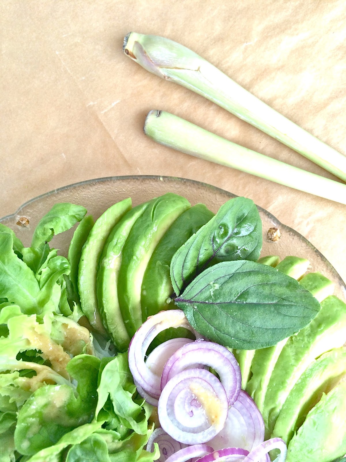 AntiInflammatory Salad with Avocado and Lemongrass Vinaigrette