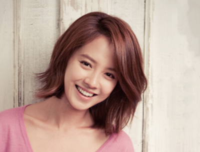 Gaya rambut Pirang Sebahu ala Song Ji Hyo Gaya rambut Pirang Sebahu ala Song Ji Hyo