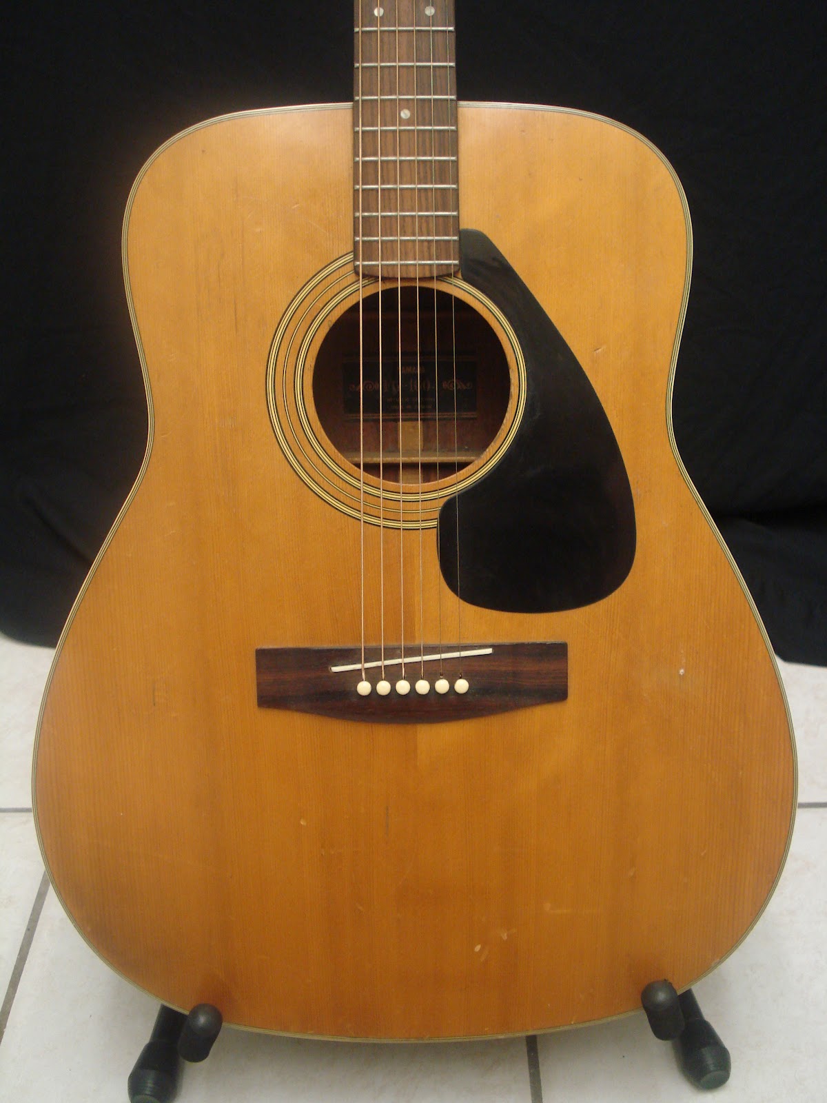 SoCal Gear Museum 1970s Yamaha F1601 Acoustic Guitar