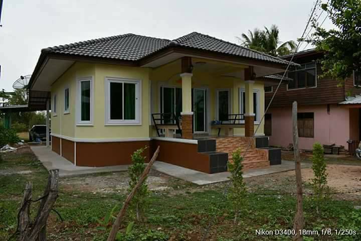 A bungalow house design is one of the most common built houses today. The main benefit of bungalows is to have your living space all on one storey. If you are looking for a house design check out some of these 50 photos of bungalow house design and find the perfect home for your family.