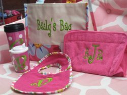 Mimi Loves All 8: The Pink Monogram - Win a Monogrammed Zebra Tote---review/giveaway