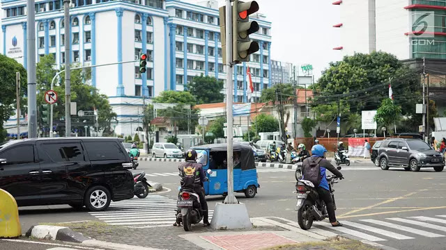 Lampu Dim Bisa Mengubah Lampu Lalu Lintas