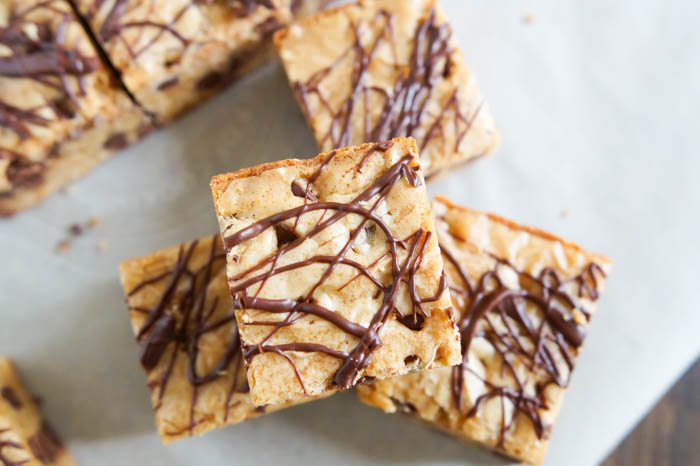 the ultimate recipe for Classic Chocolate Chip Blondies | bakeat350.net