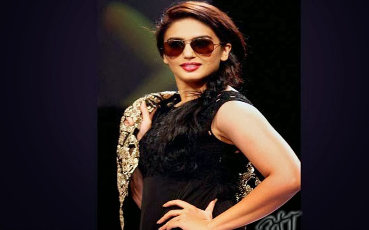 Huma Qureshi Hot HD Photos-all about world