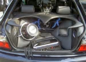 3 Faktor Penting Subwoofer Audio Mobil Dibawah ini saya bakal daftar 3 factor yang bikin beli subwoofer audio mobil tambah lebih gampang dalam hal tahu apa yang utama serta tak relevan.
