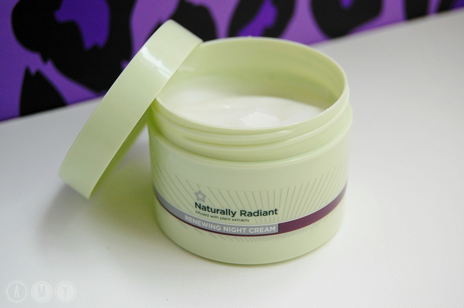 Superdrug Naturally Radiant Renewing Night Cream Superdrug Naturally Radiant Renewing Night Cream Review