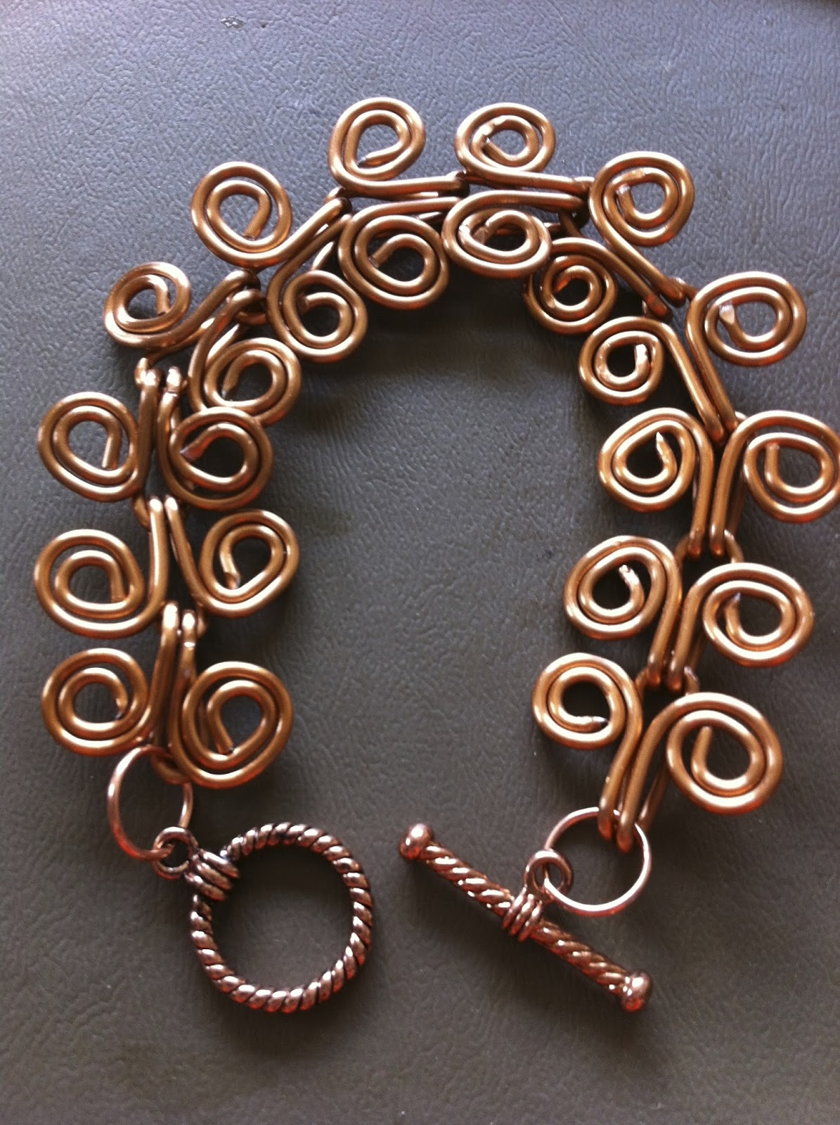 apttocraft-zig-zags-twists-and-loops-for-wire-jig-earrings