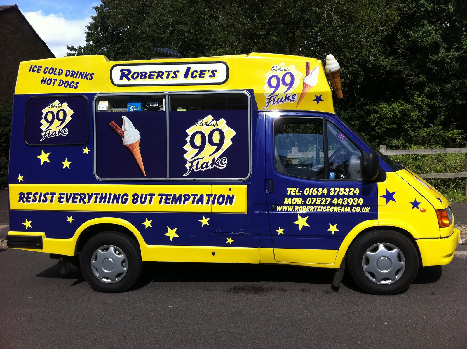 Roberts Ice Cream Van Hire and Quality Ice Creams Ice Cream Van Hire